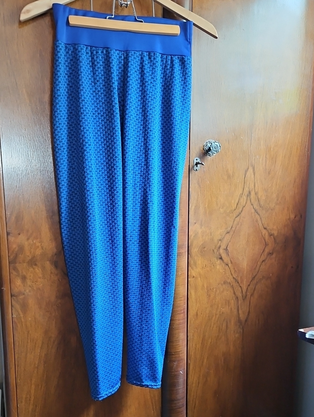 Blue Textured-Look Pants - Size M